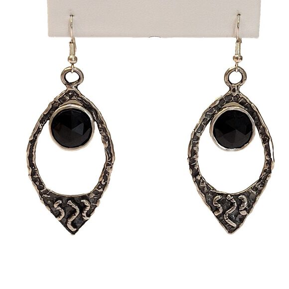 Tear Drop Pierced Earrings Hammered Silver Round Black Stone 2 inch drop - Picture 1 of 13